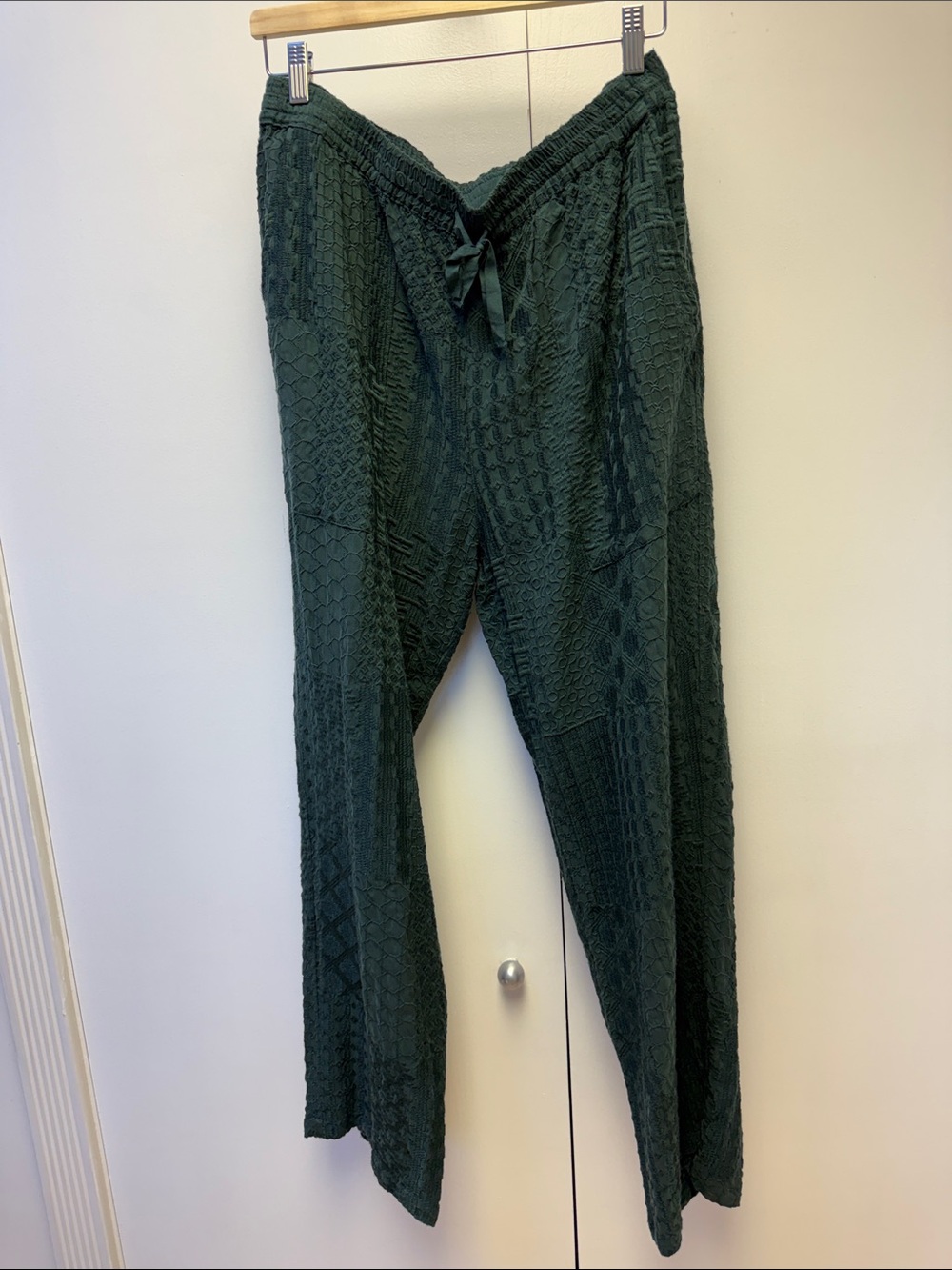 Johnny Was Biya Dark Green textured easy pants